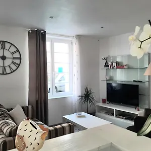  Appartement Centre Rue Calme 2 Pièces Classé 3 étoiles