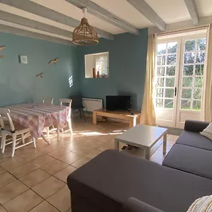Homestay Les Bruyeres Rebecca, Pleugueneuc